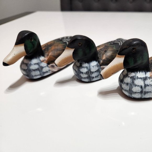 Wooden Decorative Ducks ME-1071 Multicolor with great detail - Picture 2 of 5